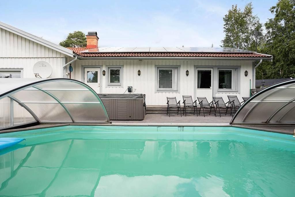 Bessberget Villa *